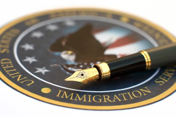 depositphotos_6461672-stock-photo-immigration